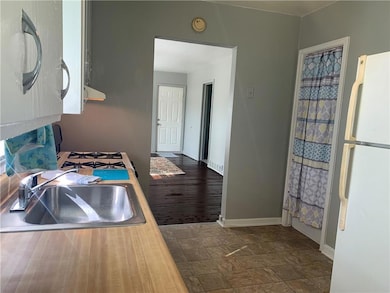 3339 E University Ave, Des Moines, IA 50317 - photo 7