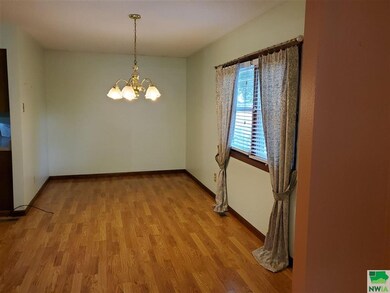 1112 4th St, Onawa, IA 51040 - photo 3