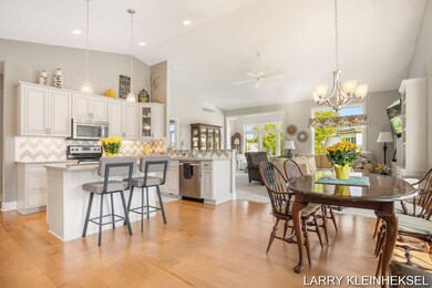 33-web-or-mls-1268-prestwick-dr