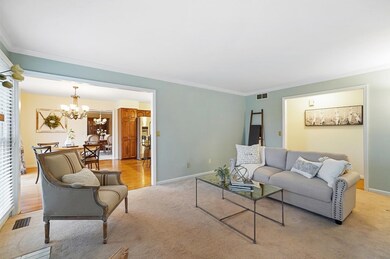 6992 Tarragon Ct, Liberty Township, OH 45011 - photo 5