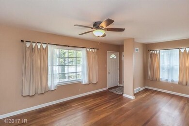 2912 48th St, Des Moines, IA 50310 - photo 2