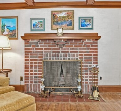 55 Pilgrim Rd, Marblehead, MA 01945 - photo 7