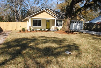 4555 Prunty Ave, Jacksonville, FL 32205 - photo 2