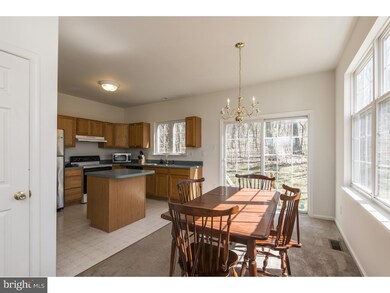 330 Andrew Cir, Coatesville, PA 19320 - photo 4