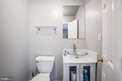 16109 Edenwood Dr, Bowie, MD 20716 - photo 3