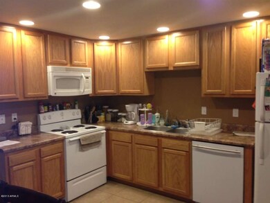 7307 W Sells Dr, Phoenix, AZ 85033 - photo 2