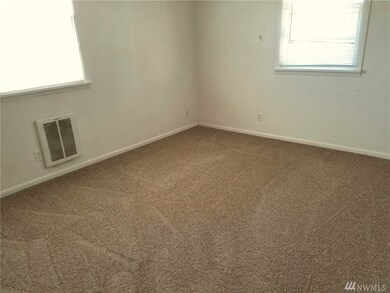 2002 Baker Ave, Everett, WA 98201 - photo 7