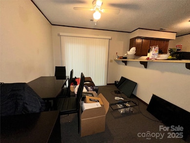 1006 Ardmore Dr, Greensboro, NC 27401 - photo 4