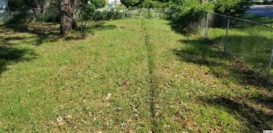 1407 Hemingway St, Myrtle Beach, SC 29577 - photo 3