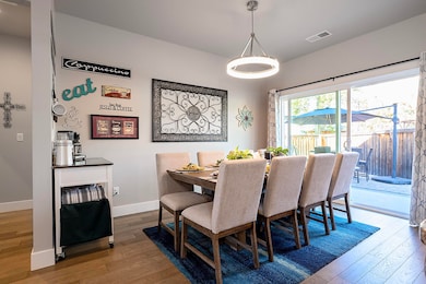 2035 Rabun Way, Central Point, OR 97502 - photo 6