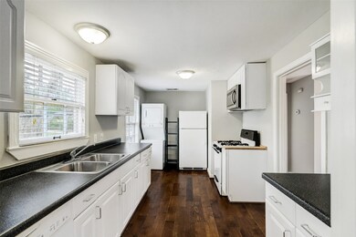 1119 Jerome St unit GA, Houston, TX 77009 - photo 5