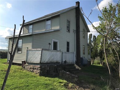 683 Chapel Dr, Lehighton, PA 18235 - photo 3