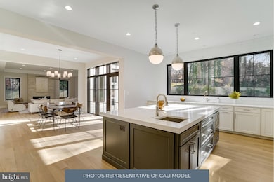 3815 N Abingdon St, Arlington, VA 22207 - photo 6