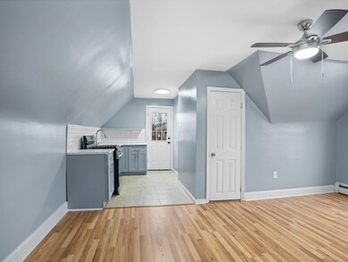 90 Amsterdam Ave unit 2, Bridgeport, CT 06606 - photo 2