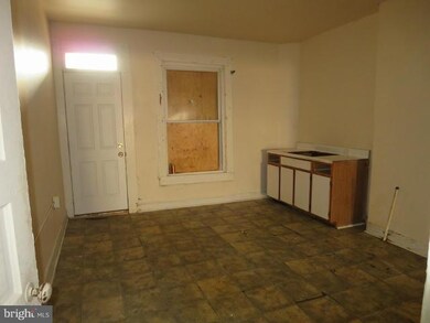 709 N Lakewood Ave, Baltimore, MD 21205 - photo 2