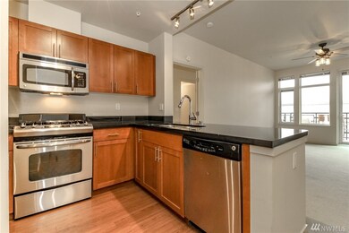 Burien Town Square unit 632, Burien, WA 98166 - photo 4