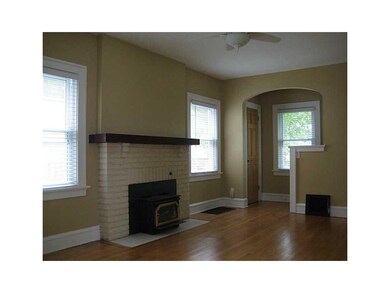 Living Room-L1.