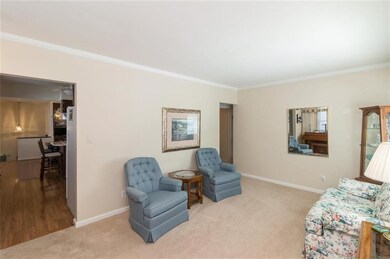 5817 Clark St, Des Moines, IA 50311 - photo 3