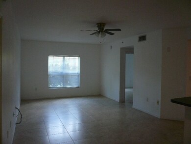 5095 Fairways Cir unit I04, Vero Beach, FL 32967 - photo 4