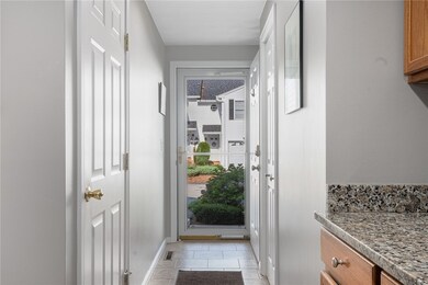 450 Providence St unit 27, West Warwick, RI 02893 - photo 2