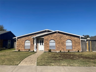 5060 Walker Dr, the Colony, TX 75056 - photo 2