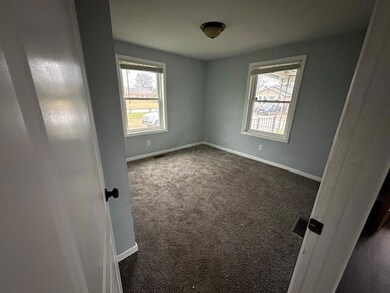 Bedroom_1_684504_313616539