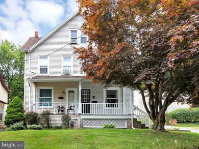 154 Walnut St, Mohnton, PA 19540 - photo 2