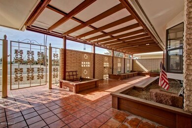 Covered courtyard from inside 2