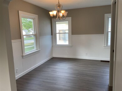 818 E 9th St, Auburn, IN 46706 - photo 7