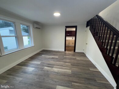 3319 Holtry St, Reading, PA 19605 - photo 7