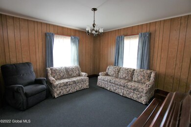 7 Jefferson St, Glens Falls, NY 12801 - photo 4