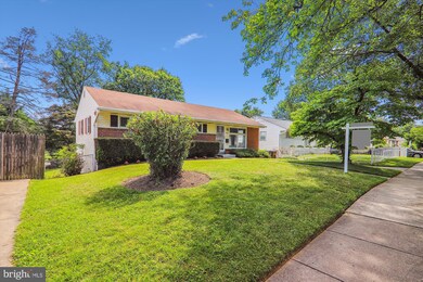 1904 Lewis Ave, Rockville, MD 20851 - photo 2