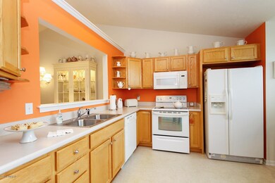 1689 Linden Trail-108