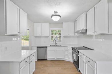 1260 White Oak St SE, Conyers, GA 30013 - photo 6