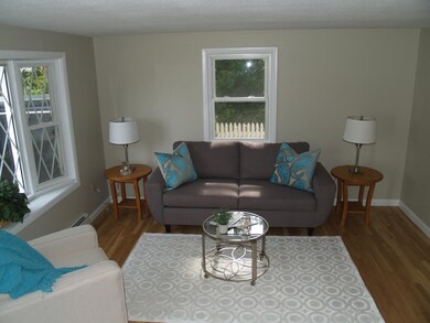 65 Moody St, Manchester, NH 03103 - photo 6