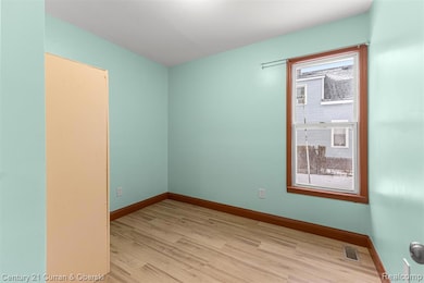 4621 Junction St, Detroit, MI 48210 - photo 6