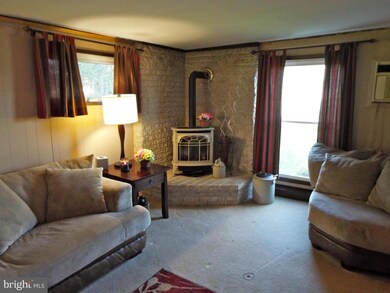 50 Edison Rd, Palmyra, PA 17078 - photo 5