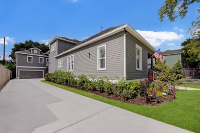 431 Arlington St, Houston, TX 77007 - photo 2