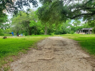 17825 County Road 113, Pearland, TX 77581 - photo 2