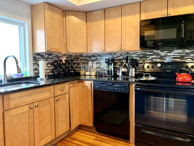 36 Palmer St, Quincy, MA 02169 - photo 2