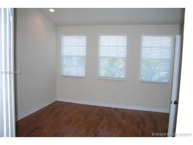 M. Bedroom 1