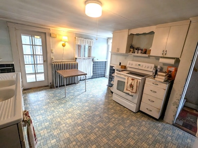 26 Oak St, Milford, NH 03055 - photo 6