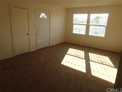 901 E 118th Dr, Los Angeles, CA 90059 - photo 4