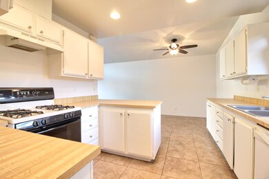 74103 Catalina Way Kitchen 3
