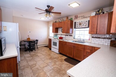 1271 Almshouse Rd, Warminster, PA 18974 - photo 4