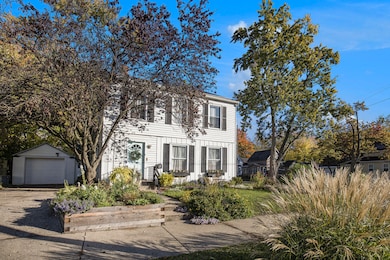 903 9th St NW, Grand Rapids, MI 49504 - photo 3