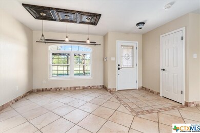 930 Wedgewood Dr, Copperas Cove, TX 76522 - photo 2