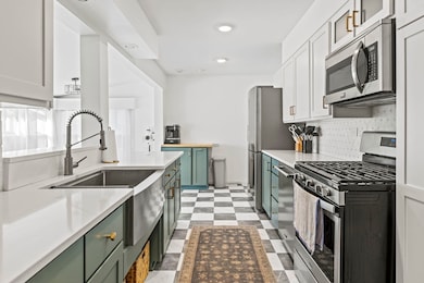 620 Crest St, Wheaton, IL 60187 - photo 6