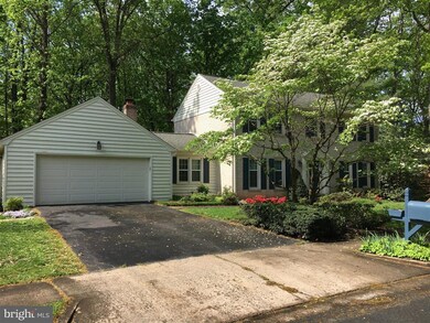 12003 Trotter Ln, Reston, VA 20191 - photo 2