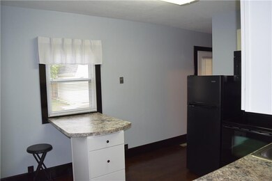 306 Wabash St, Plainfield, IN 46168 - photo 7